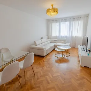 Appartement Luxueux Havre De Paix, Choisy-le-Roi
